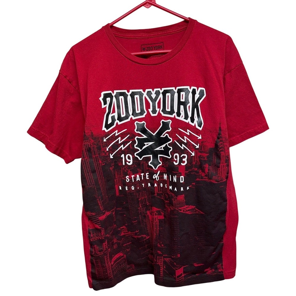 Zoo York Red Graphic T Shirt Mens XL State of Mind Cityscape Print Short Sleeve‎
